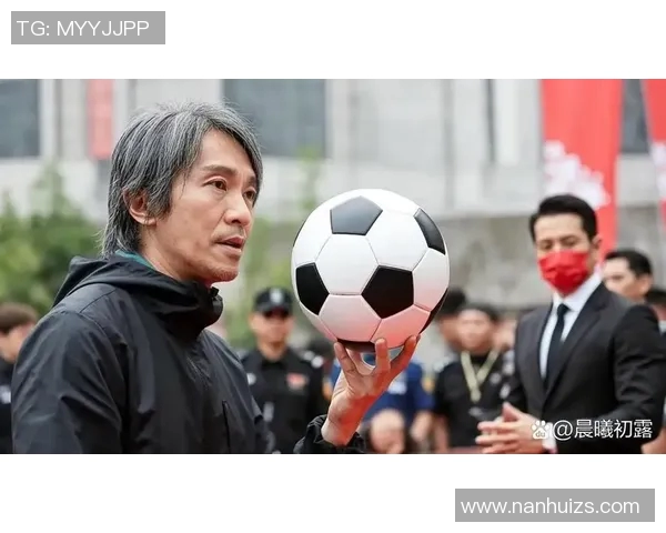 二字足球明星名字背后的故事与传奇成就揭秘