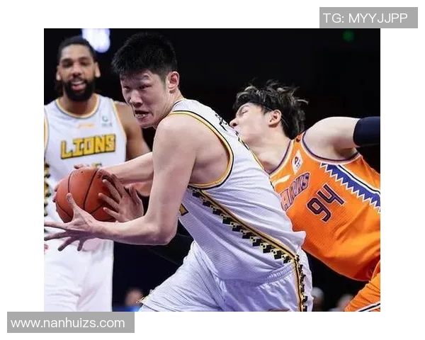 南京篮球队速度变革引发热议全新战术与年轻球员的崛起 南京篮球队速度变革引发热议全新战术与年轻球员的崛起