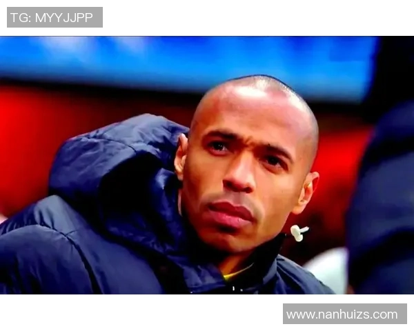 足球巨星岁月的痕迹与魅力老去的风采展现