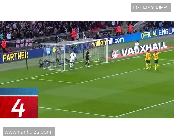 足球明星摆件艺术魅力展现与收藏价值解析 足球明星摆件艺术魅力展现与收藏价值解析